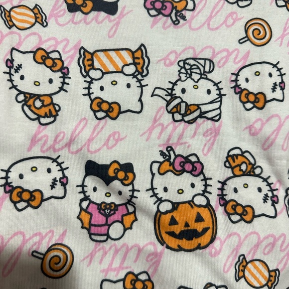 Halloween trick or treat candy Hello Kitty Pajamas - Picture 2 of 7